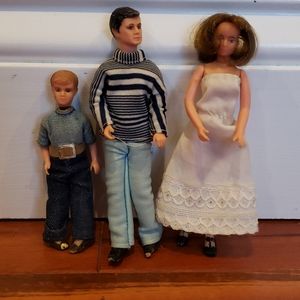 Vintage dollhouse dolls